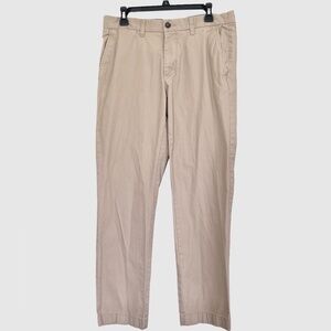 Tommy Hilfiger Men's Tailored Fit Khaki Pants. Size 32/30
